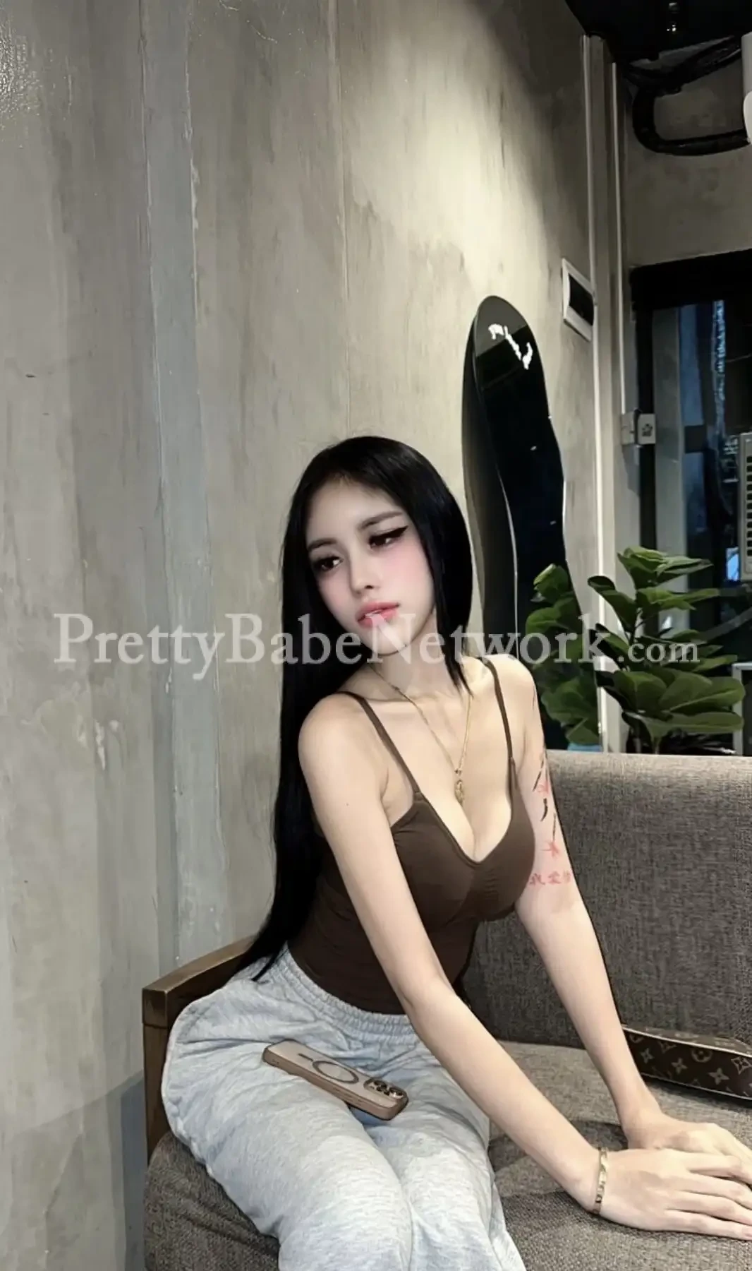 Minh Beautiful Naughty Vietnamese College Going Call Girl in Delhi